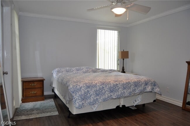 Building Photo - 1435 Alcazar Ave