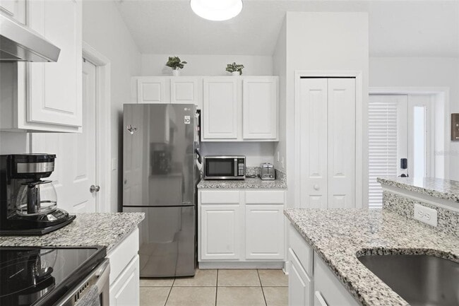 Building Photo - 1408 E Ridgewood St