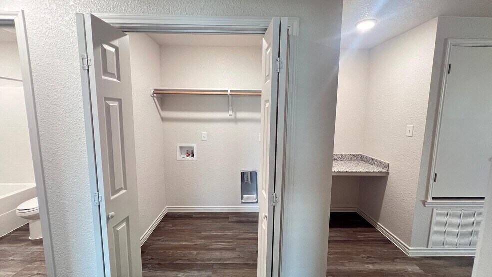 Building Photo - 5812 McGregor Loop