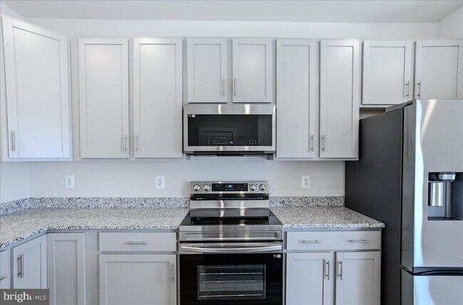 Building Photo - 101 Marlow Ct