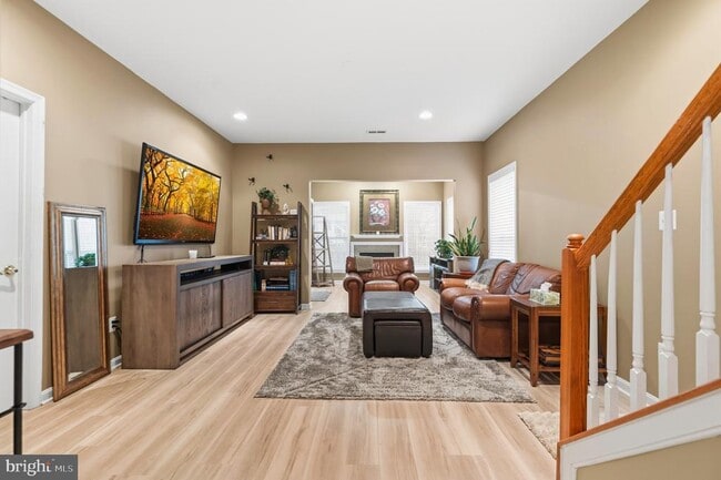 Building Photo - 43002 Marburg Terrace