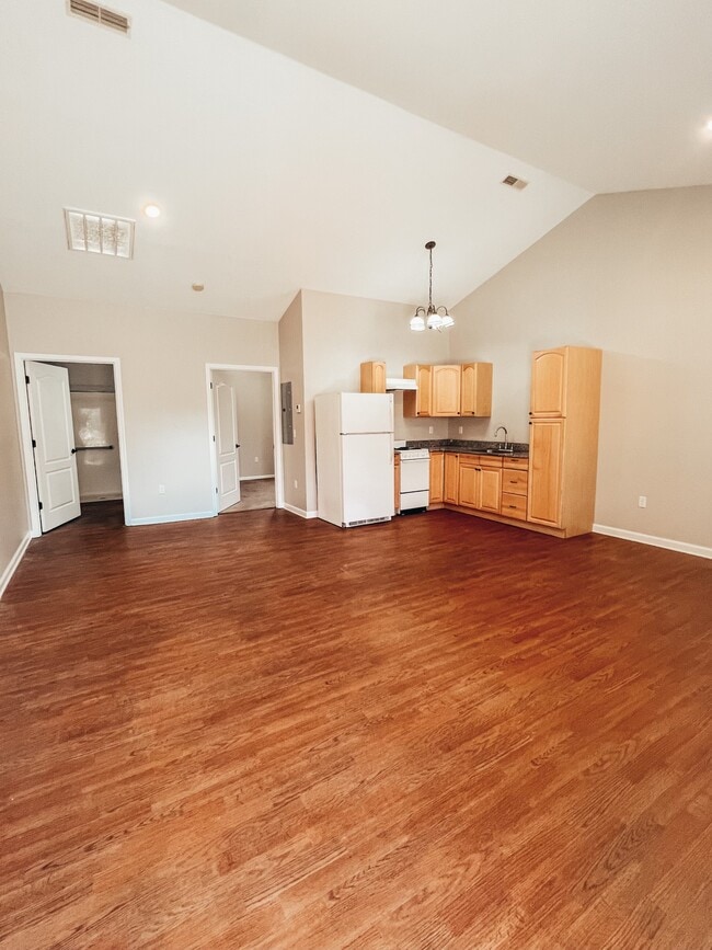 2453 Homewood Ave 2453 Homewood Ave Paducah KY 42003 Apartment Finder