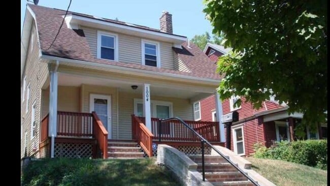 Building Photo - 1004 Westcott St