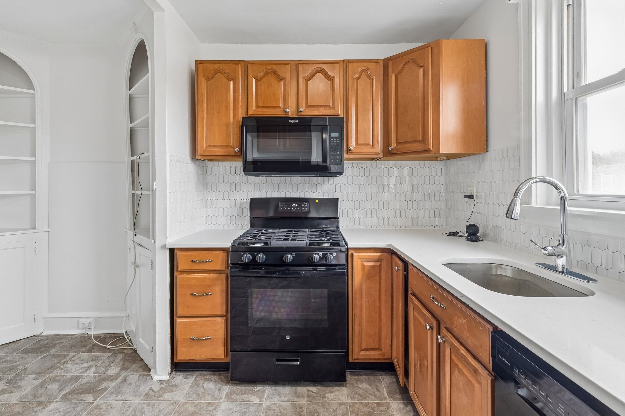 Building Photo - 5651 N 20th St