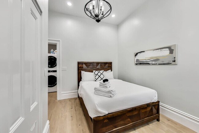 Building Photo - 1662 14th St