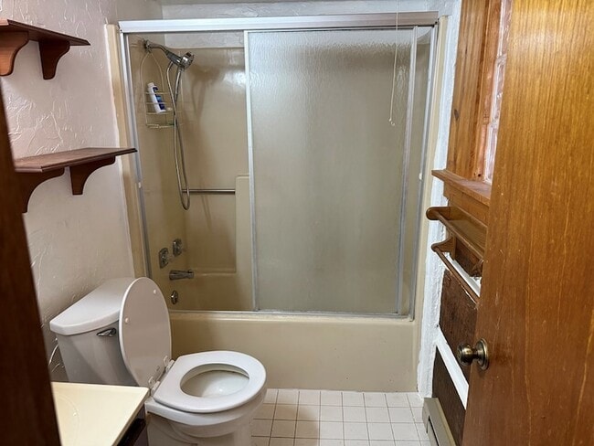 Building Photo - 523 Sundown Dr