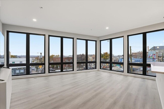 Building Photo - 3516 John F. Kennedy Blvd