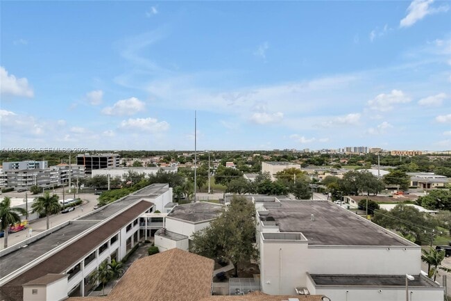 Building Photo - 4242 NW 2nd St