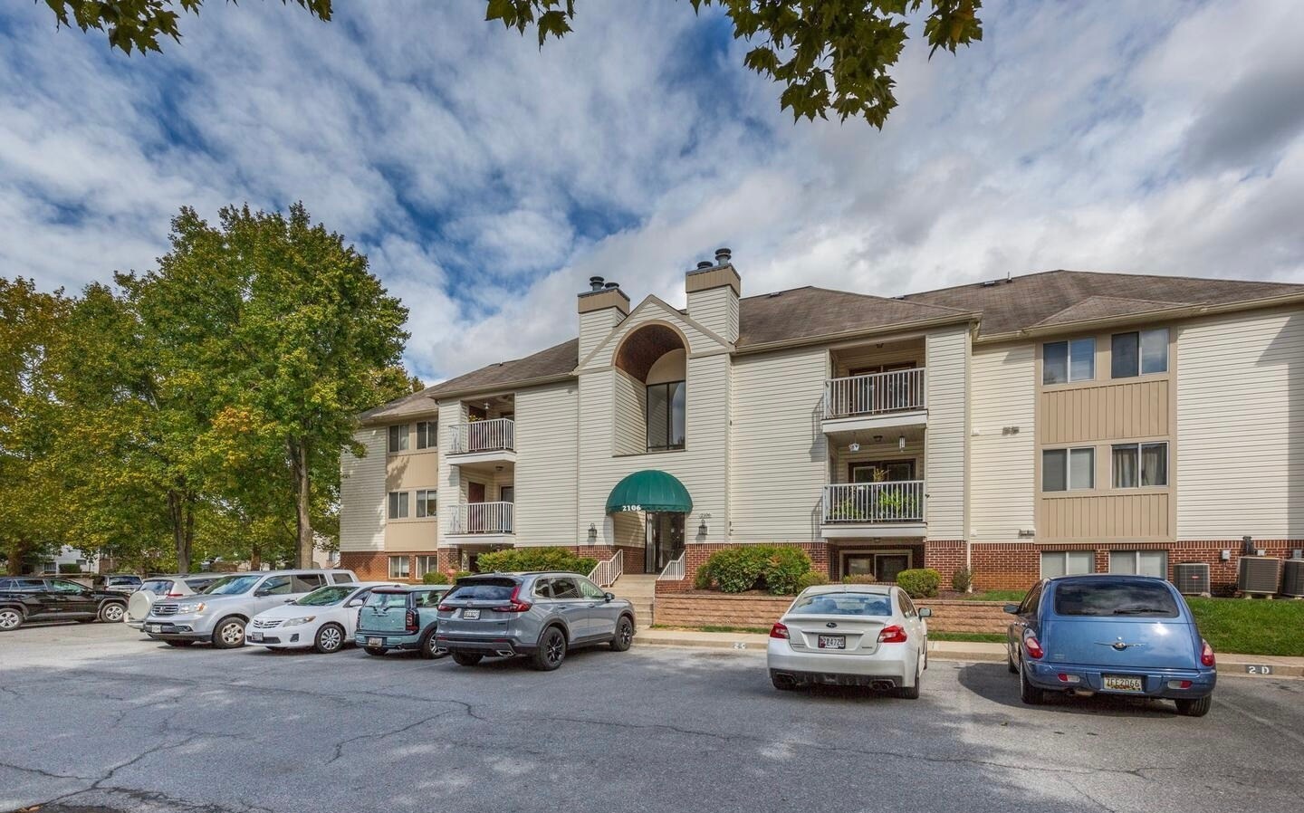Building Photo - 2106 Whitehall Rd