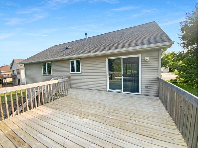 Building Photo - 3647 Ironwood Ct SW