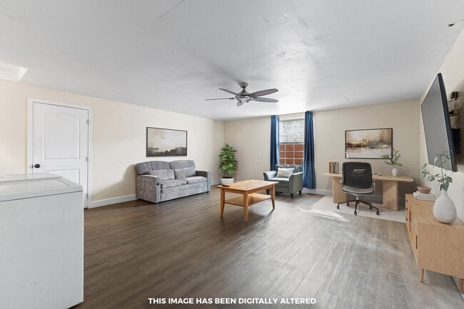 Building Photo - 600 Greeneich Ave