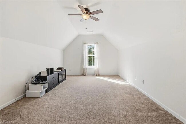 Building Photo - Earn Wealth While Leasing - Like a Homeowner - Lease to Own