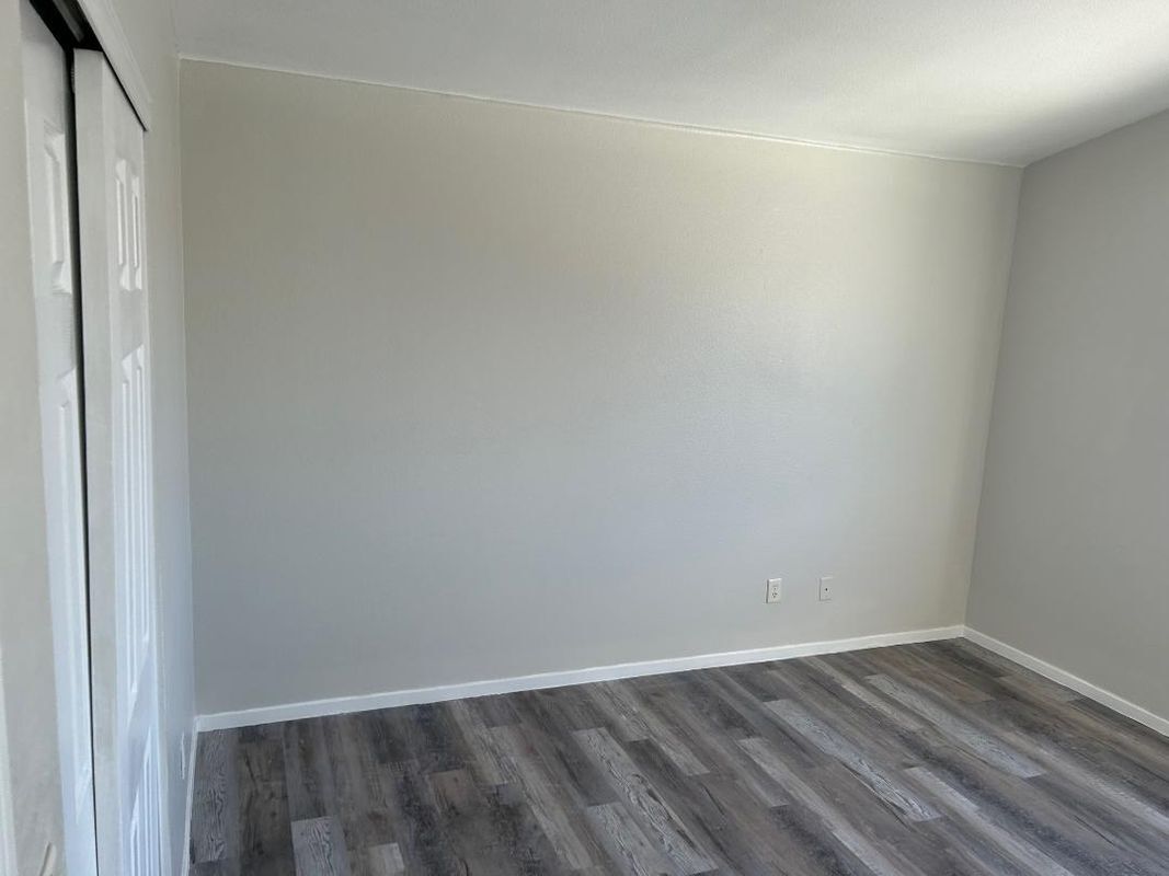 Building Photo - 8997 Ivybridge St