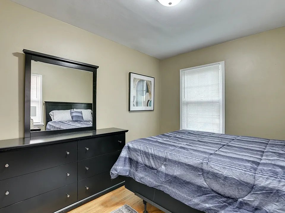 Building Photo - 4611 Wakeley St