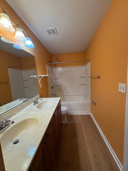 Building Photo - 2391 White Sands Dr