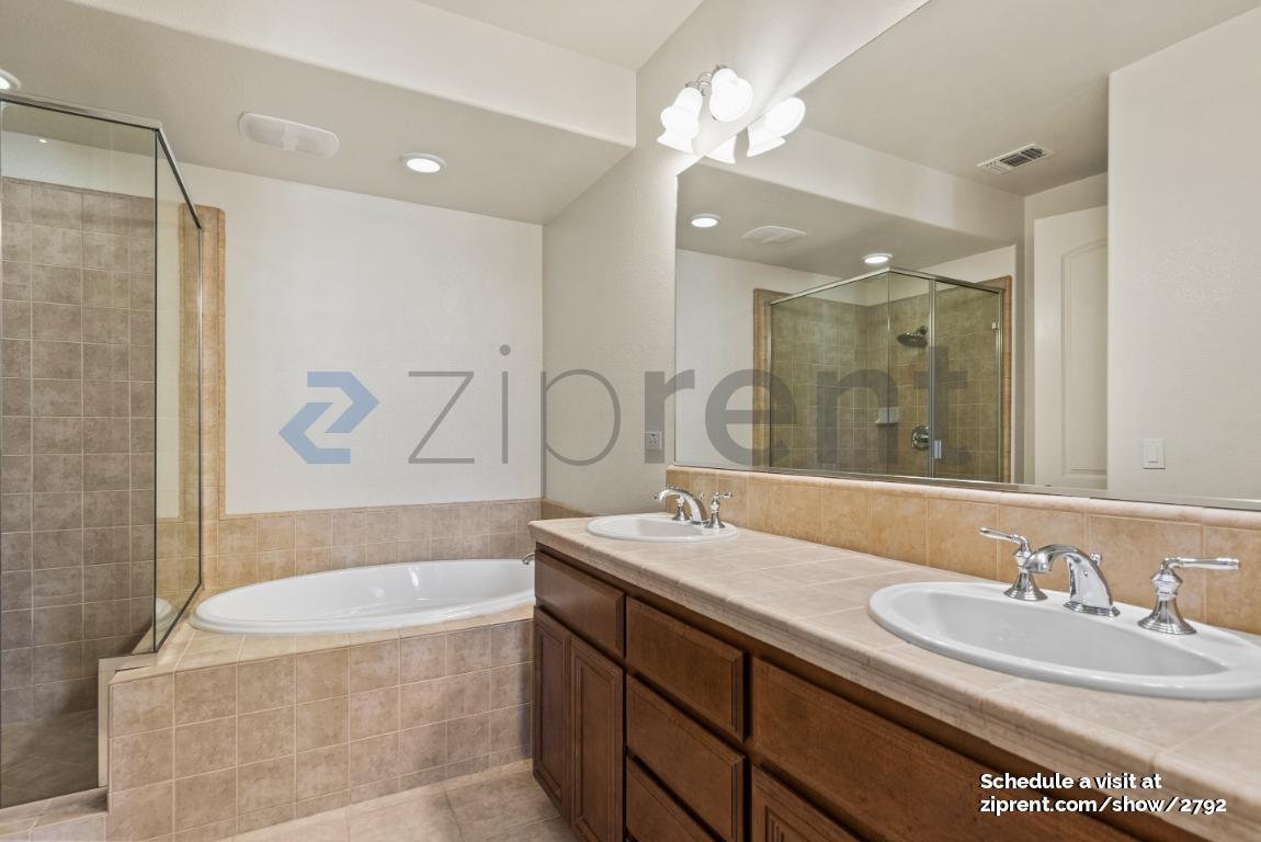 Building Photo - 3732 Aviano Way