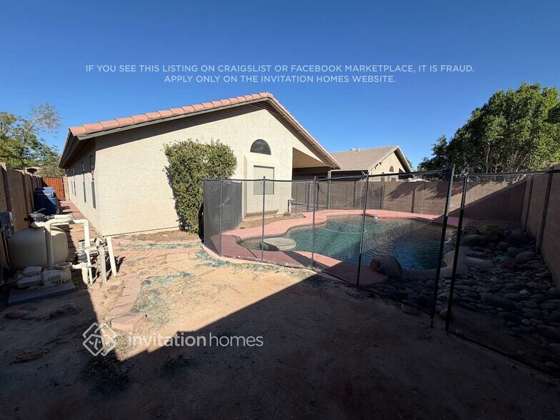 Building Photo - 1785 E Tyson St