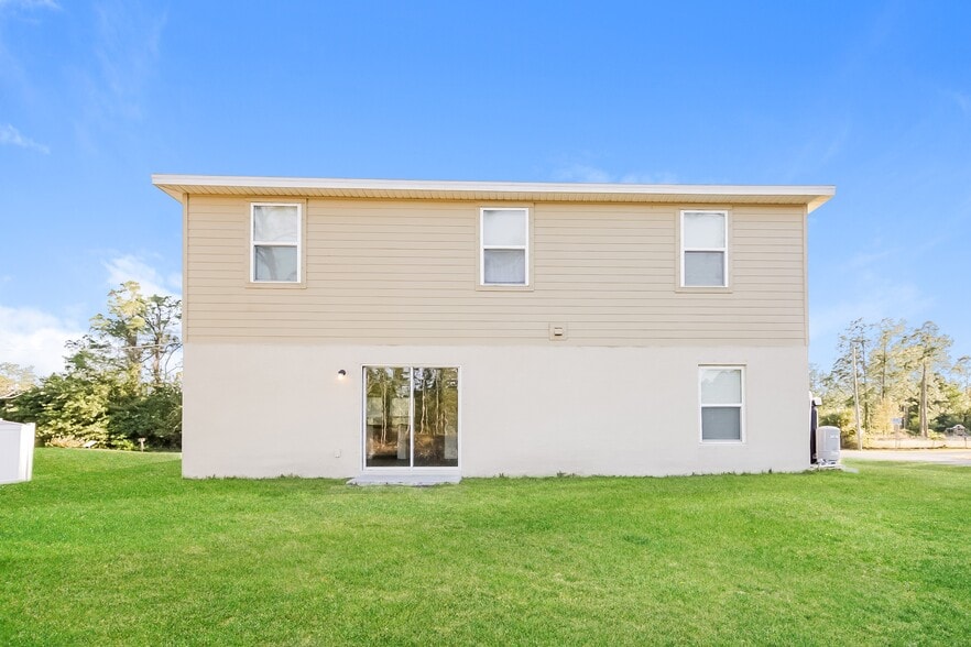 Building Photo - 3501 East 13th Street