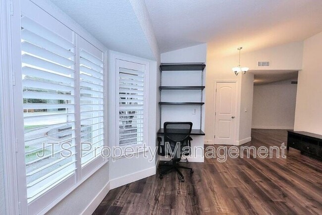 Building Photo - 5248 Phoenix Ridge Pl