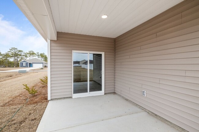Building Photo - 201 Jones Rdg Ln
