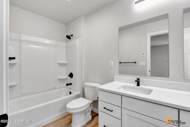 Building Photo - 4251 Ose St