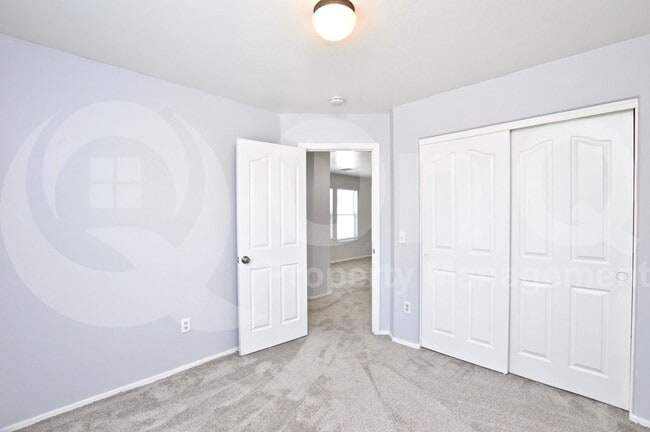 Building Photo - 1543 S Longspur Ln