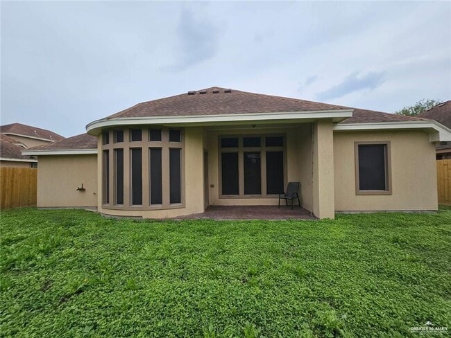 Building Photo - 20 20th St