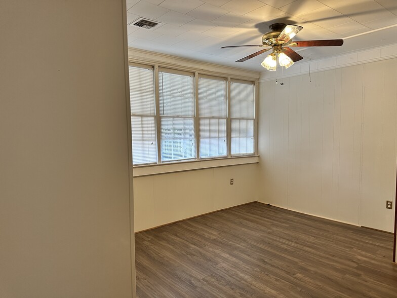 Bedroom - 426 Bellevue St