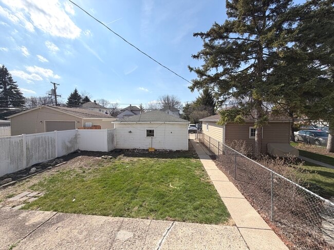 Building Photo - 3126 Elder Ln