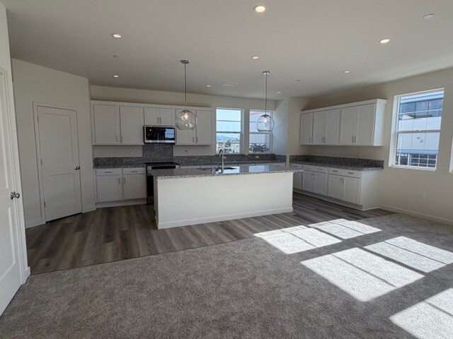 Building Photo - 1436 Waterside Ln