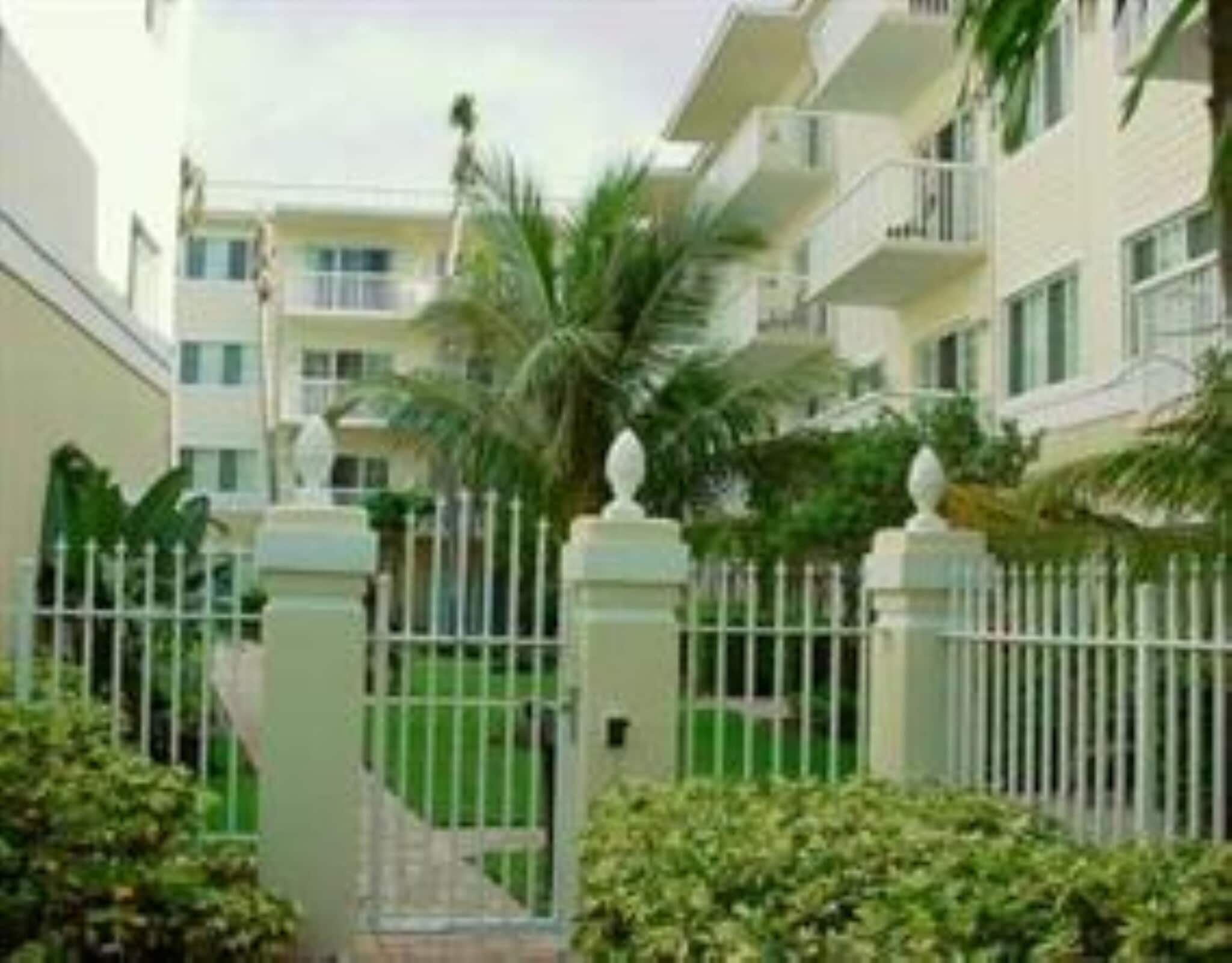 Building Photo - 1515 E Broward Blvd