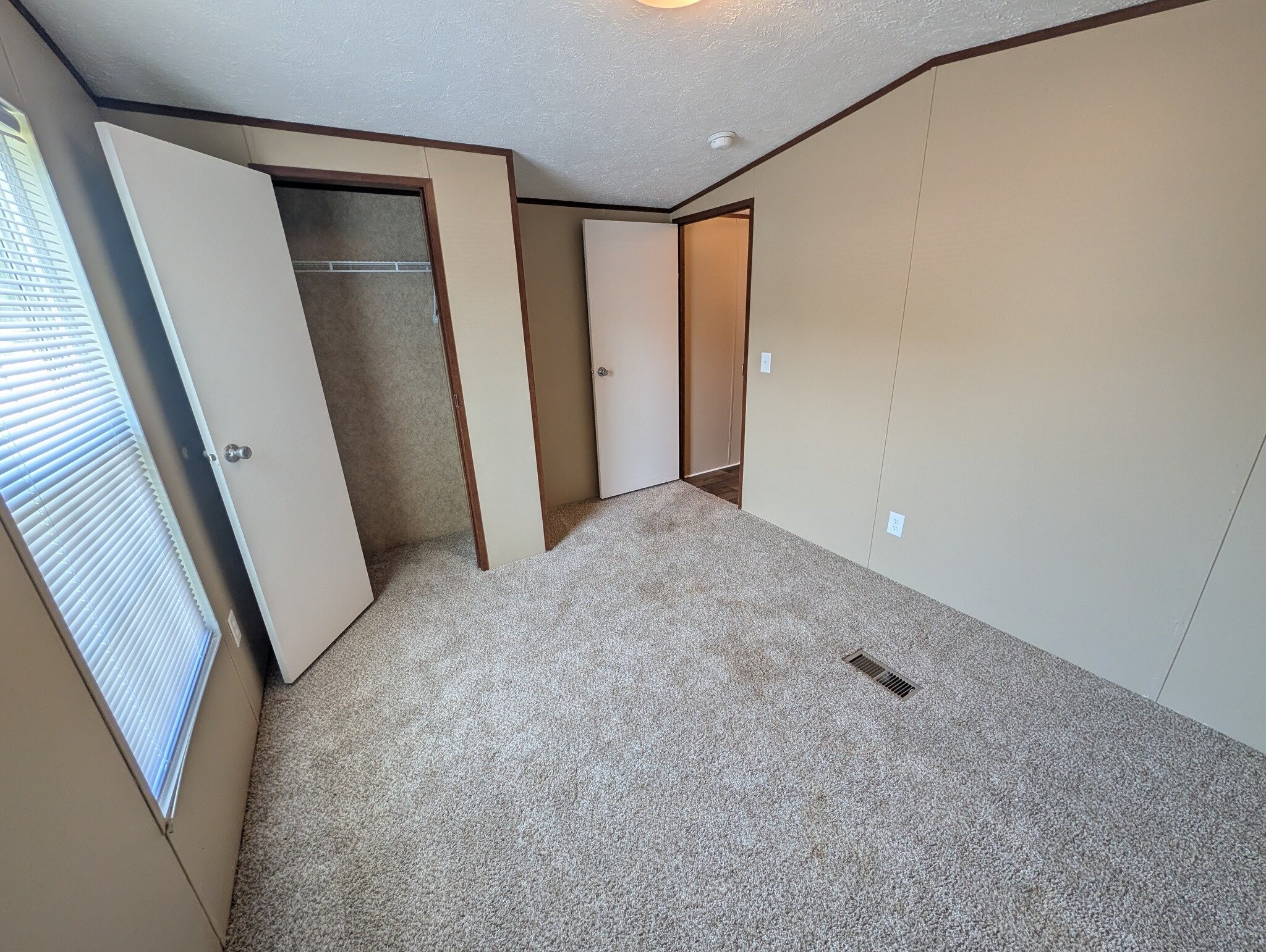 Building Photo - 3611 Rice Mine Rd NE