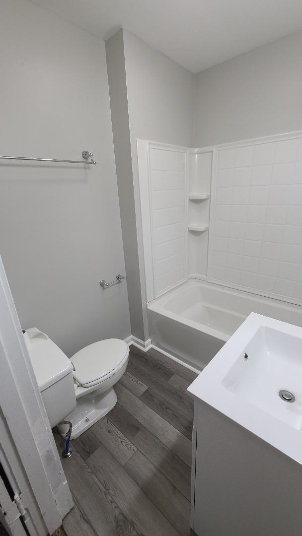 Building Photo - 416 Greenside Ave