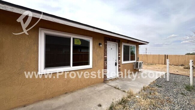 Building Photo - 11800 White Ave