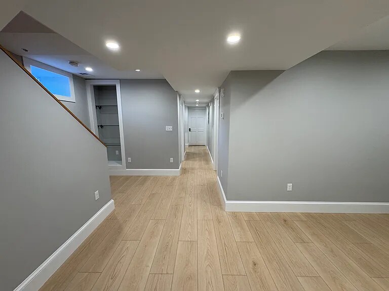 Building Photo - 86 Orchard St