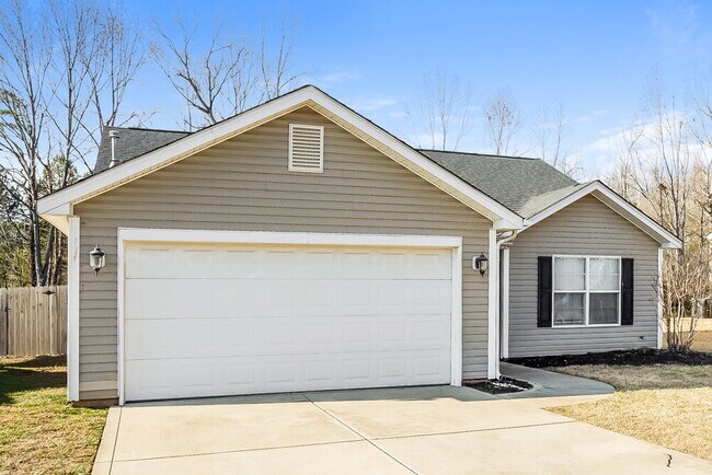 Building Photo - 4905 Aldersbrook Dr