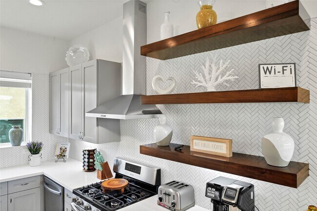 Building Photo - 2916 Cline St