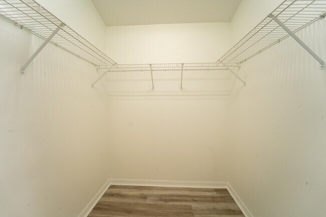 Building Photo - 957 Windward Way