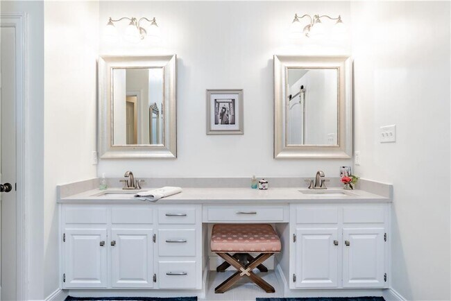 Building Photo - 2127 Ryegate Ct