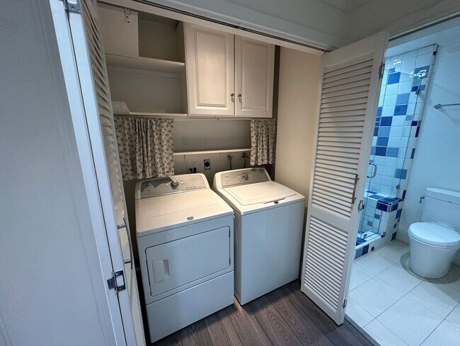 Building Photo - Morningside on the Lake Downstairs 1 Bedroom 1 Bath