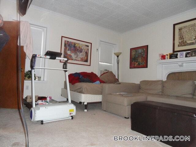 Primary Photo - 1223 Beacon St