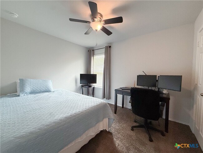 Building Photo - 2403 Corradino St