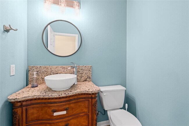 Building Photo - 814 Arrowhead Trail