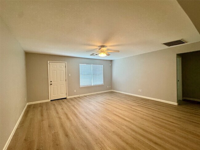 Building Photo - 18714 Desert Marigold Dr