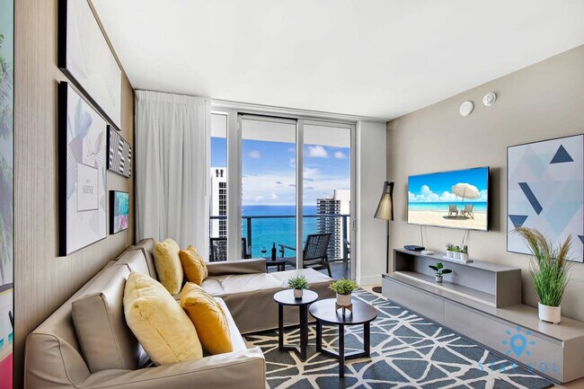 Building Photo - 4010 S Ocean Dr