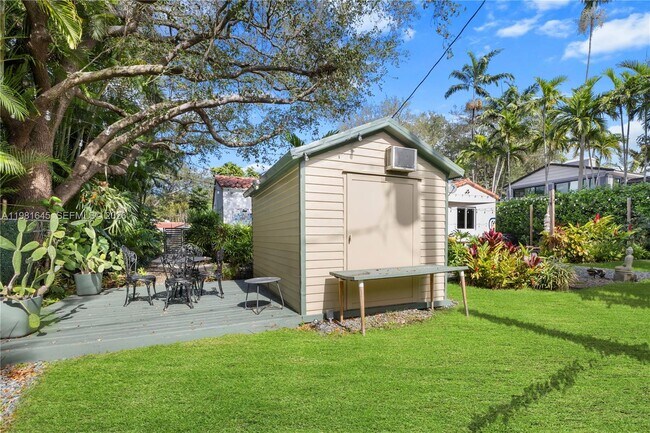 Building Photo - 70 NE 97th St