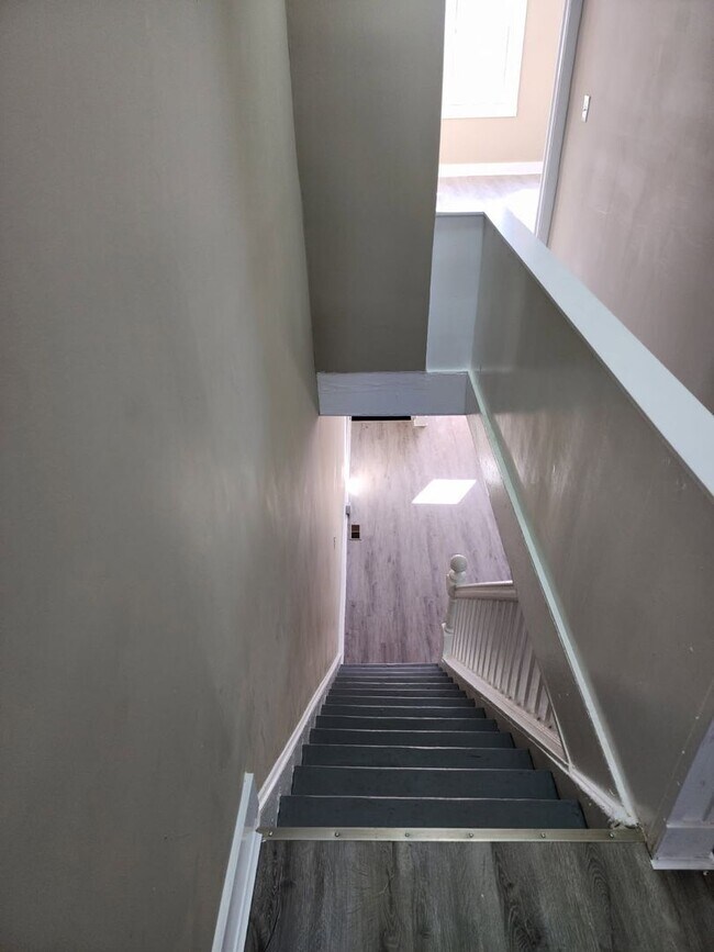 Building Photo - Charming, Fully Renovated 3-Bedroom Home in Baltimore City – Available Now!