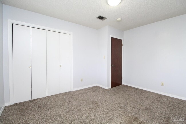 Building Photo - 9541 Sunnehanna Blvd