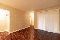 Building Photo - Cedar Ridge Unit 513 A - C
