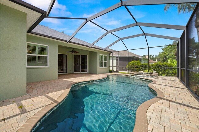 Building Photo - 3916 Valrico Grove Dr